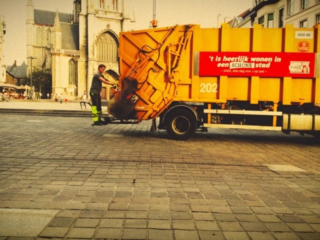 Garbage Truck